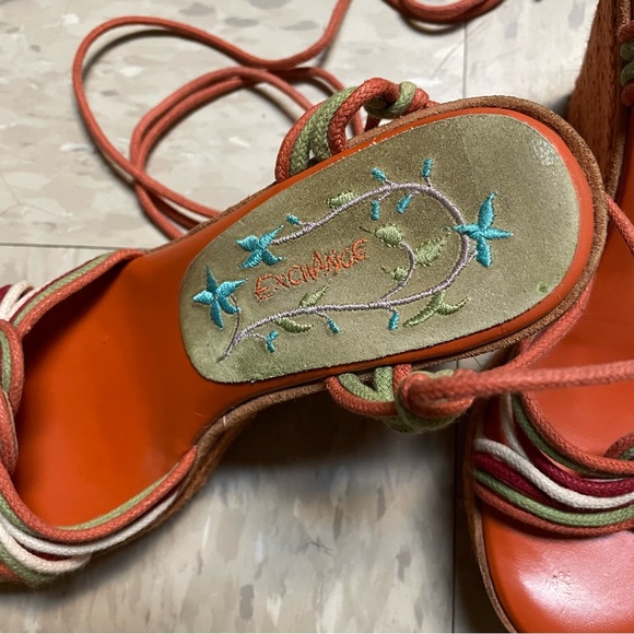 Exchange By Charles David 4” Platform Gladiator Strappy Wedge Sandal, Size 5.5 M - Picture 2 of 6